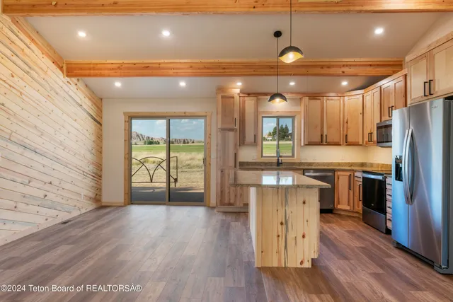 $550,000 | 1424 East Fairview Drive, Dubois, WY 82513