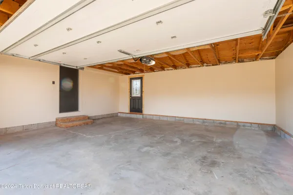 $550,000 | 1424 East Fairview Drive, Dubois, WY 82513