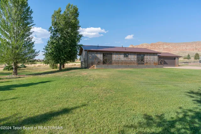 $550,000 | 1424 East Fairview Drive, Dubois, WY 82513