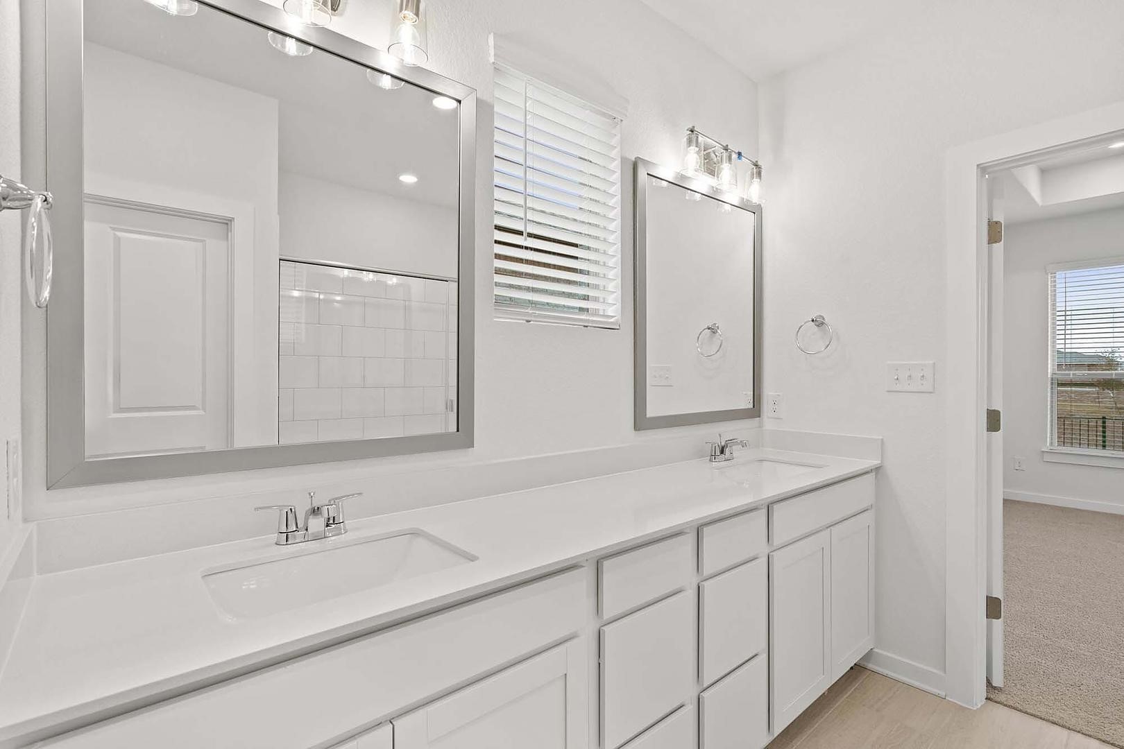 533 Bloomington Loop Hutto, TX 78634 - Photo 14 of 36