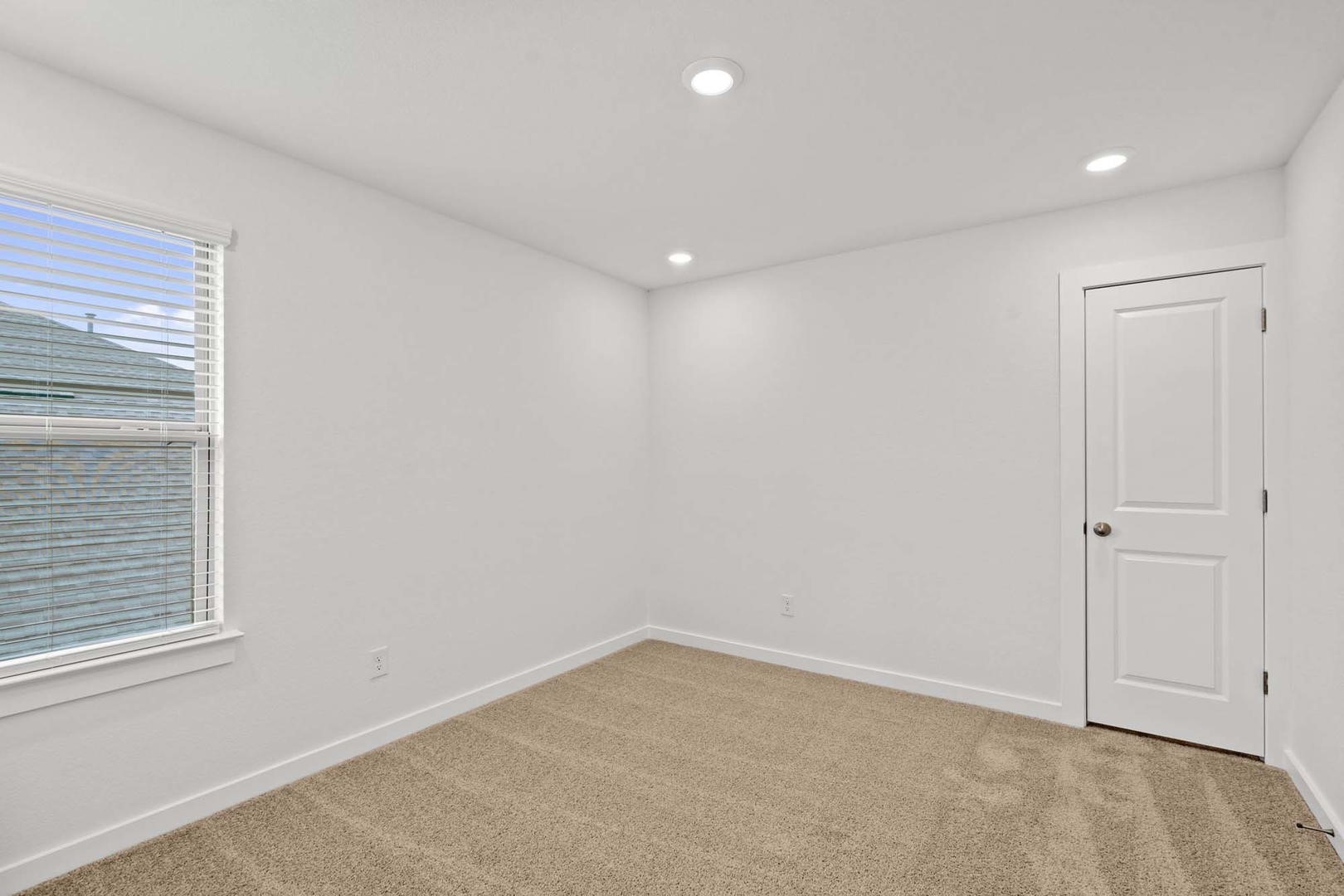 533 Bloomington Loop Hutto, TX 78634 - Photo 22 of 36