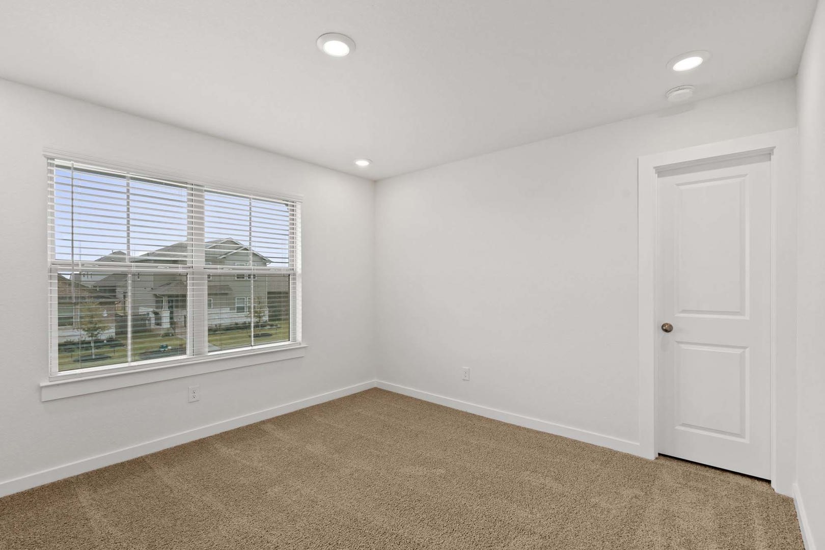 533 Bloomington Loop Hutto, TX 78634 - Photo 23 of 36