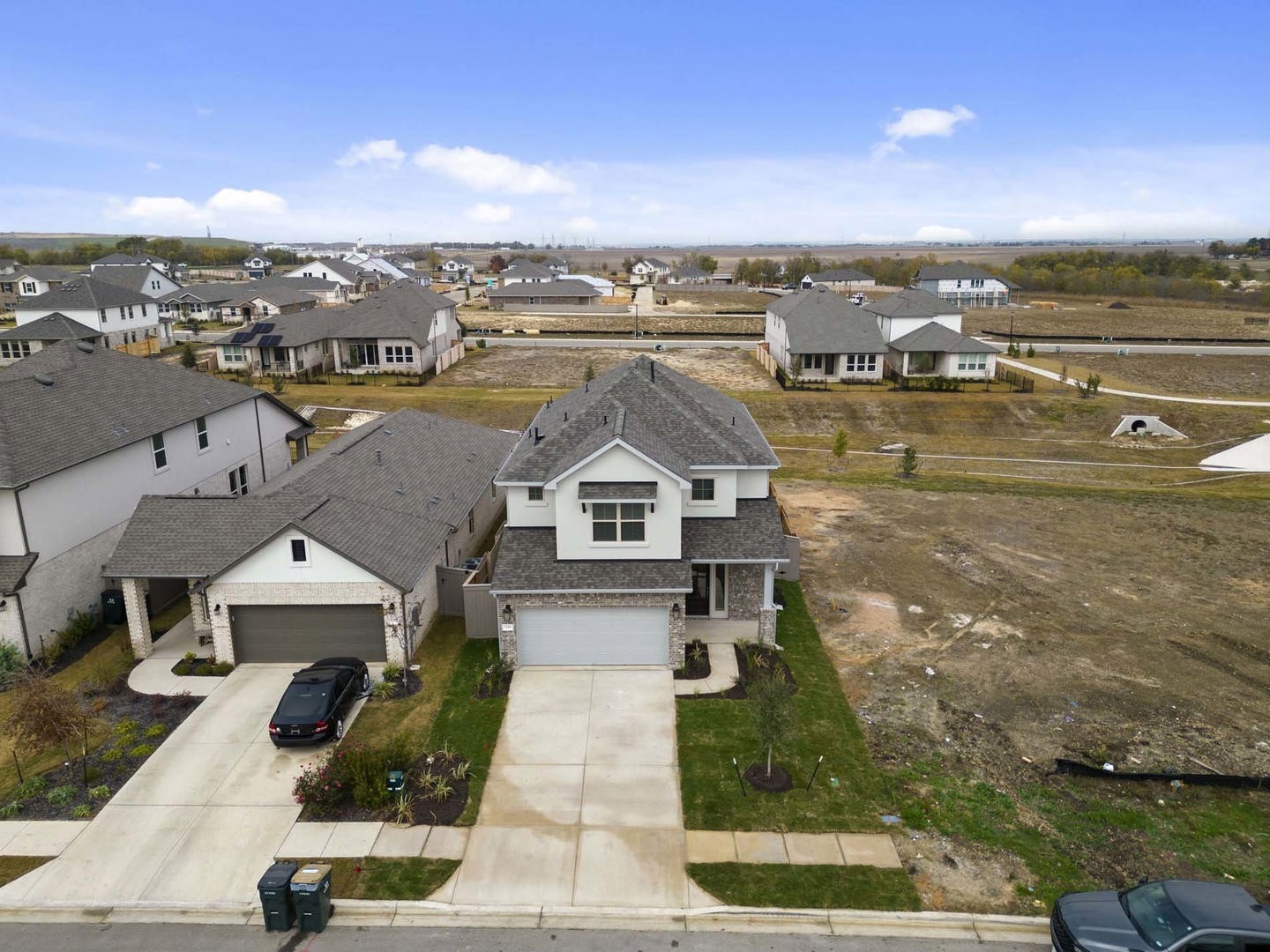 533 Bloomington Loop Hutto, TX 78634 - Photo 34 of 36