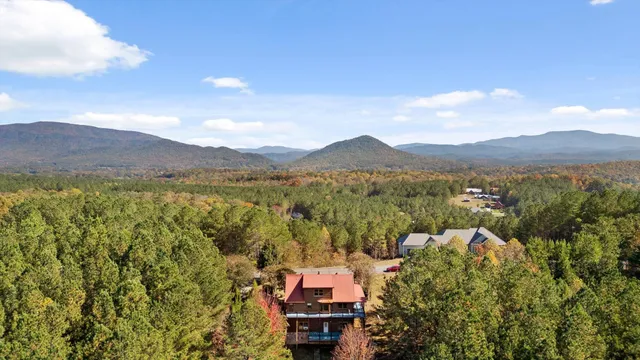 $600,000 | 161155 Cherokee Ridge Drive, Ocoee, TN 37361