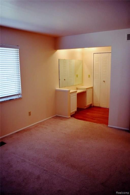 29516 Hoover Road, Unit 69 Warren, MI 48093 - Photo 21 of 34