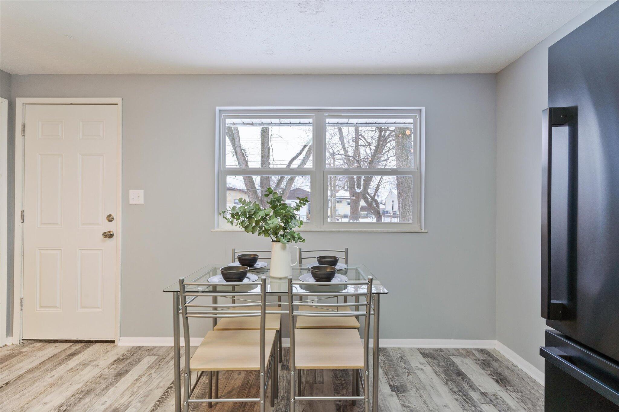 1844 Binbrook Road Columbus, OH 43227 - Photo 8 of 25 07-DSC04557