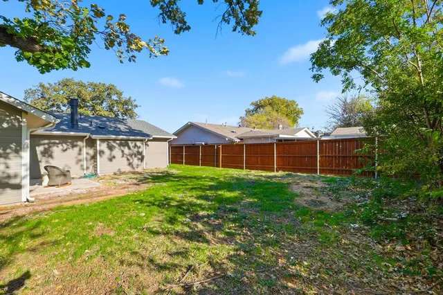 $340,000 | 158 Centennial Drive, Lewisville, TX 75067