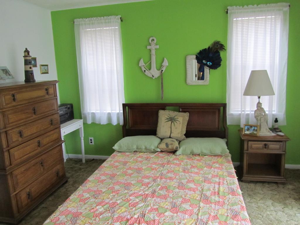 309 Howell Street Eastpoint, FL 32328 - Photo 12 of 37