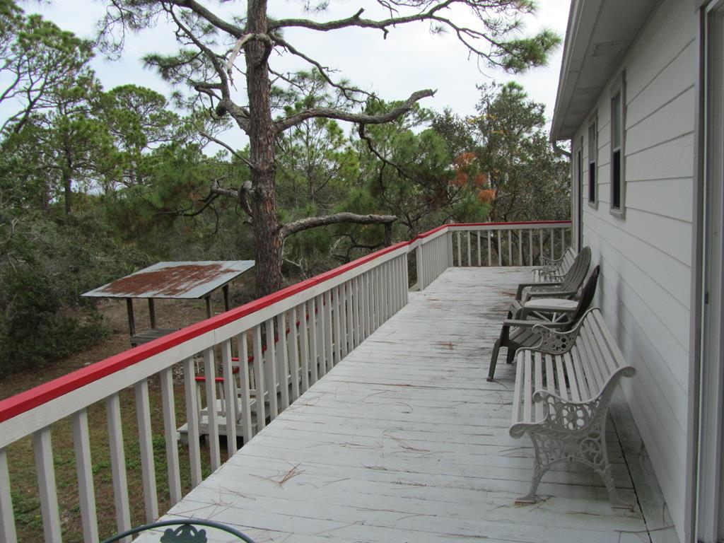 309 Howell Street Eastpoint, FL 32328 - Photo 14 of 37