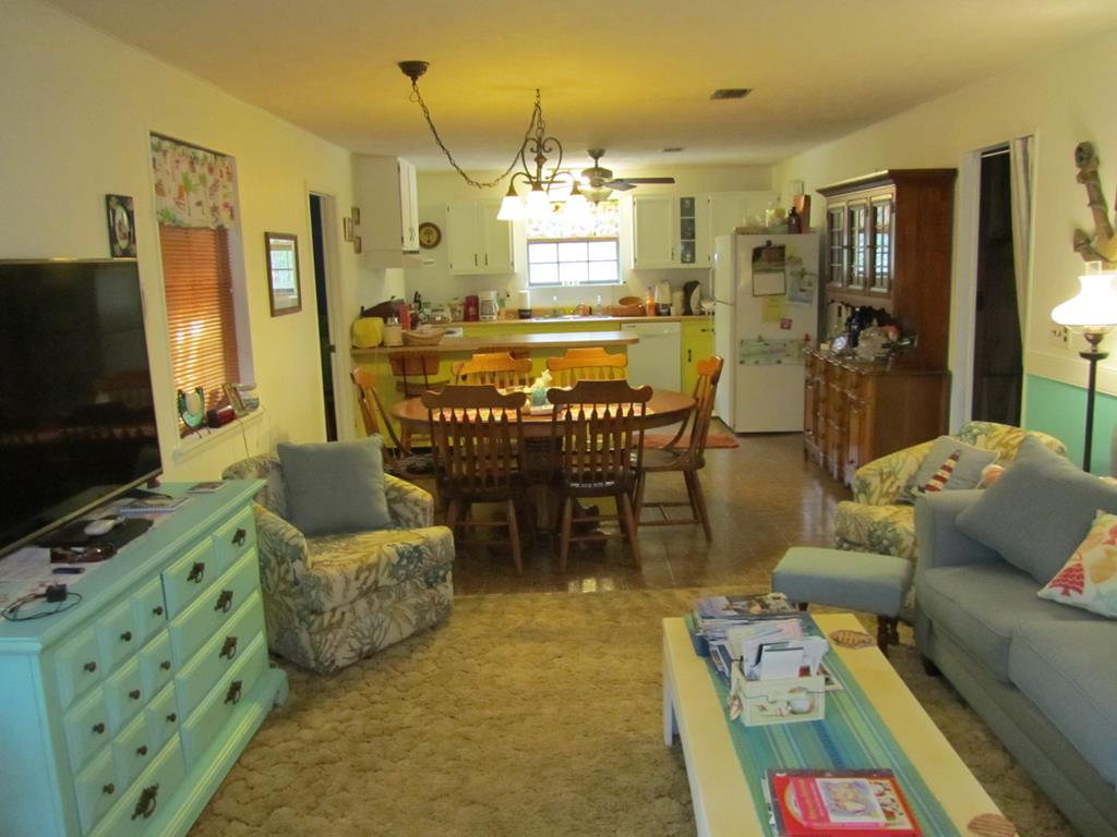 309 Howell Street Eastpoint, FL 32328 - Photo 5 of 37