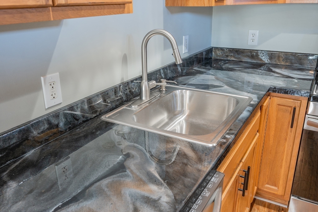 131 Stewart Street, Unit 1A Fall River, MA 02720 - Photo 9 of 33