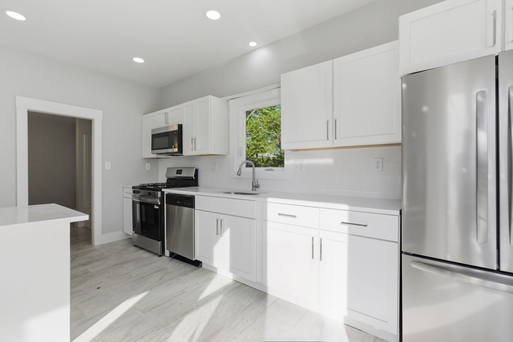 7 Myrtle Street Middleboro, MA 02346 - Photo 4 of 21