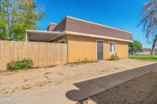 $155,000 | 8235 North 34th Drive, Phoenix, AZ 85051