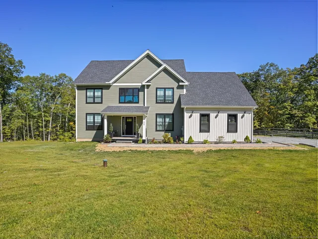 $949,999 | 308 Vista View Drive, Southbury, CT 06488