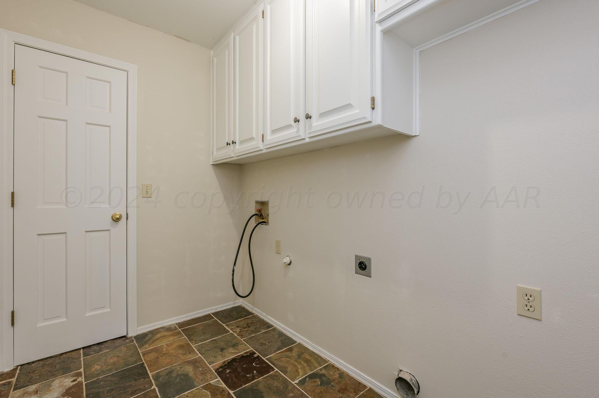 3514 Reeder Drive Amarillo, TX 79119 - Photo 19 of 27 Utility Room