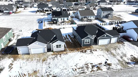 $400,000 | 1002 Joshua Lane, Genoa, IL 60135