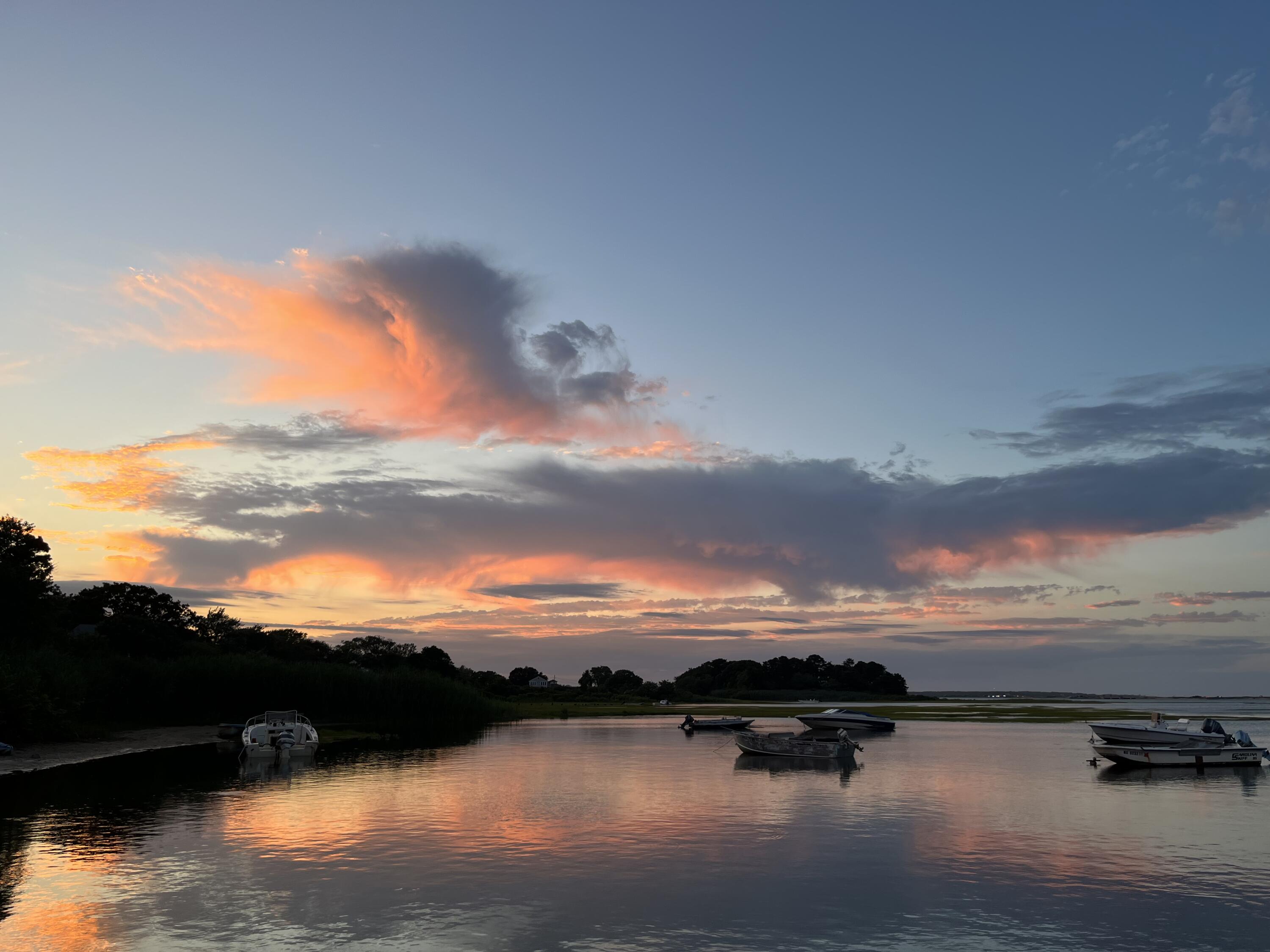24 The Boulevard Edgartown, MA 02539 - Photo 3 of 14