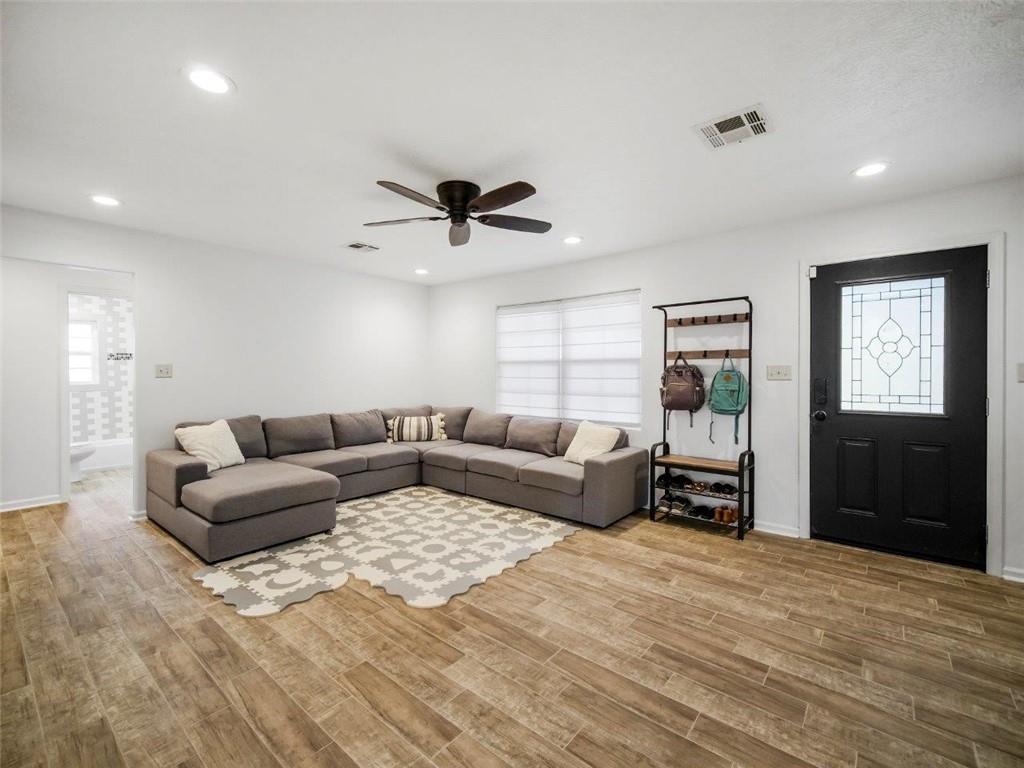 4313 Ridgecrest Street Sulphur, LA 70665 - Photo 2 of 24 Gallery Image 2