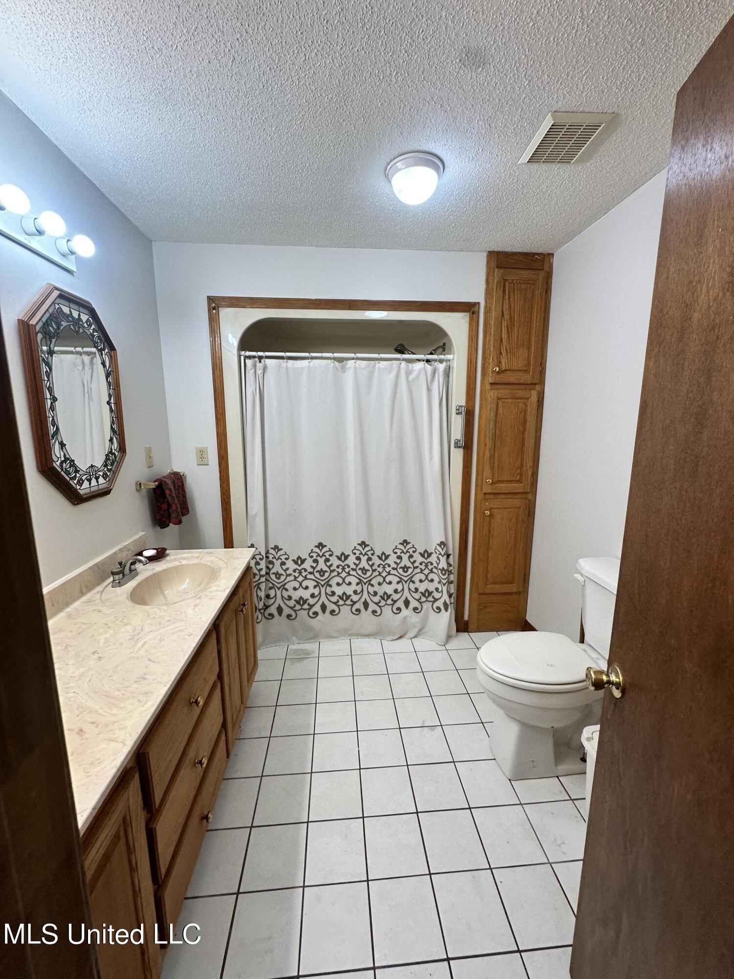 24076 Highway 8 Grenada, MS 38901 - Photo 17 of 21 IMG_6786