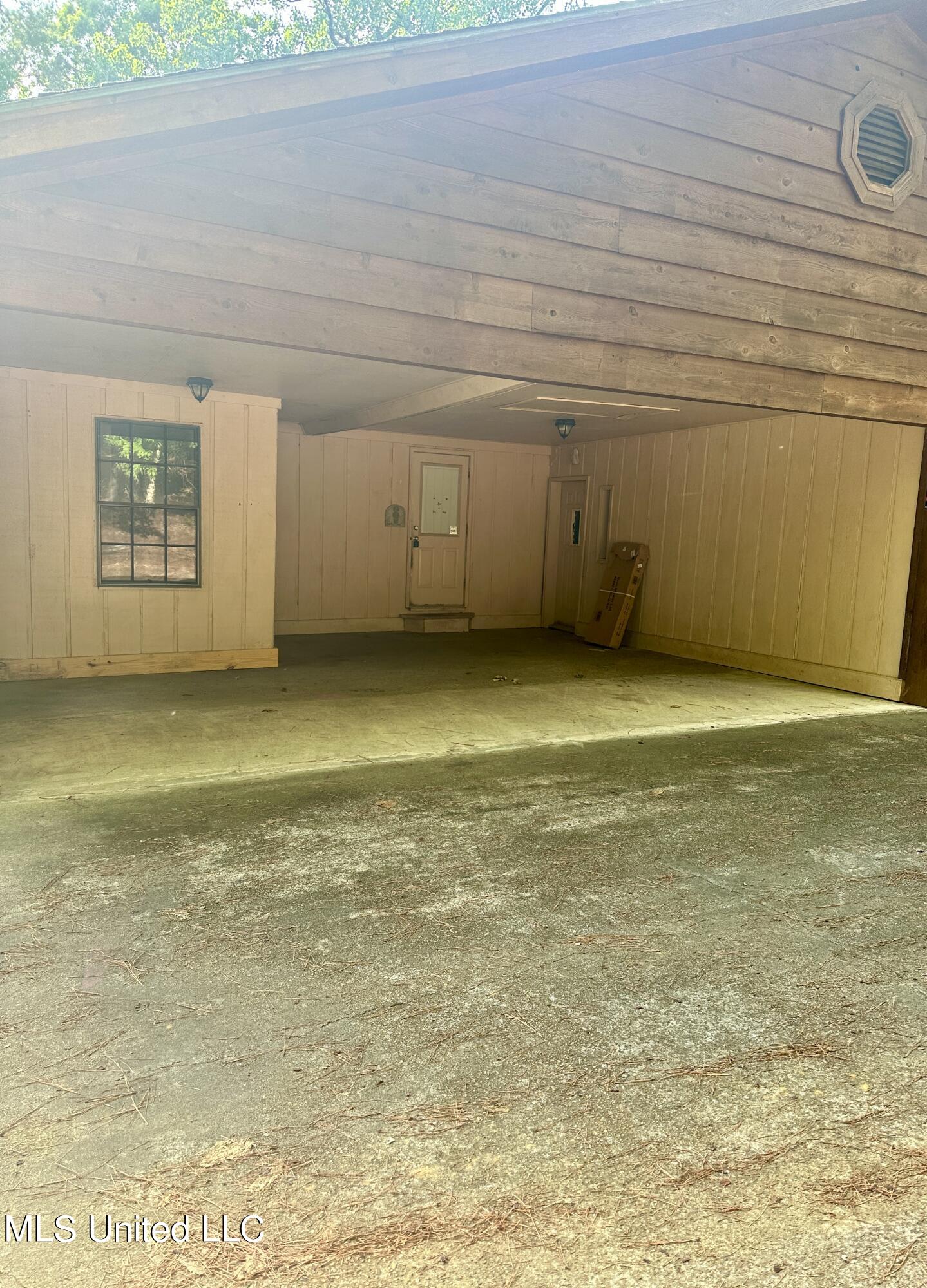 24076 Highway 8 Grenada, MS 38901 - Photo 8 of 21 IMG_6779