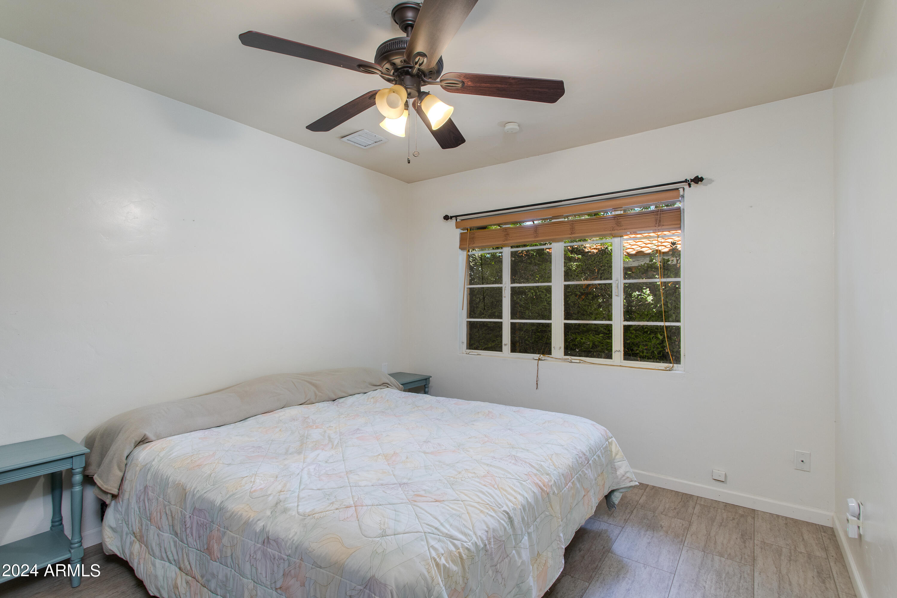 1002 West Solano Drive Phoenix, AZ 85013 - Photo 14 of 24 36-Solano