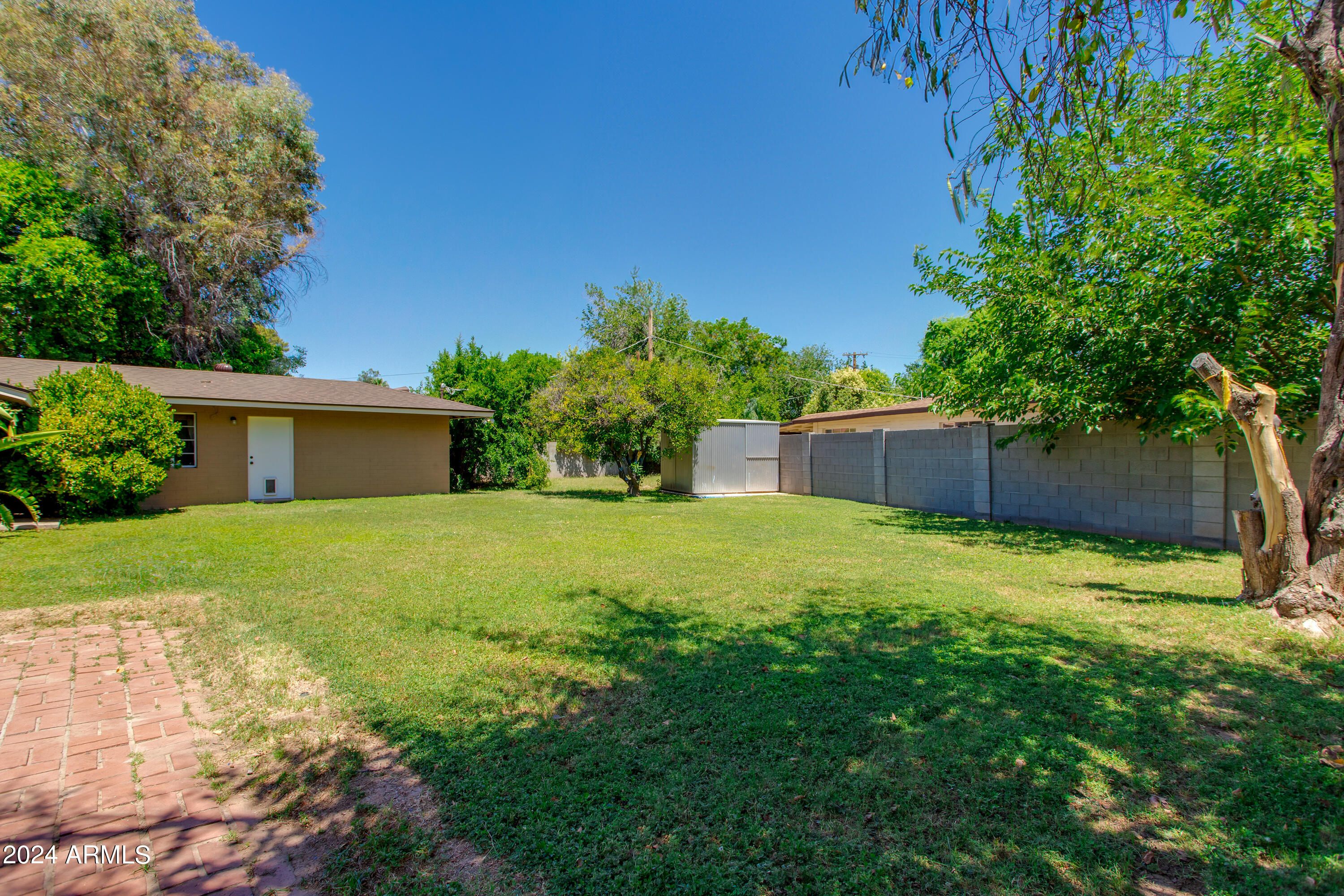 1002 West Solano Drive Phoenix, AZ 85013 - Photo 20 of 24 50-Solano
