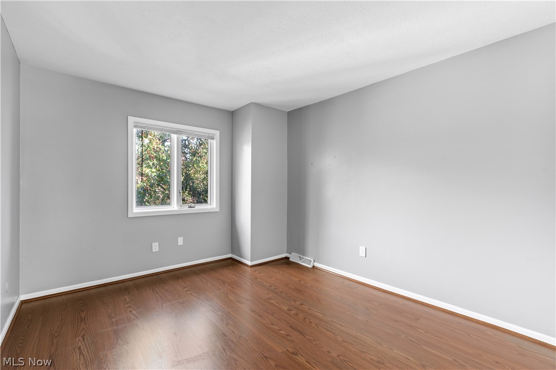 22502 Center Ridge Road, Unit E Rocky River, OH 44116 - Photo 21 of 32 Gallery Image 21