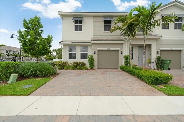 $4,440 | 230 Southwest 170th Avenue, Pembroke Pines, FL 33027