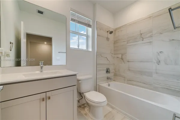 $4,440 | 230 Southwest 170th Avenue, Pembroke Pines, FL 33027