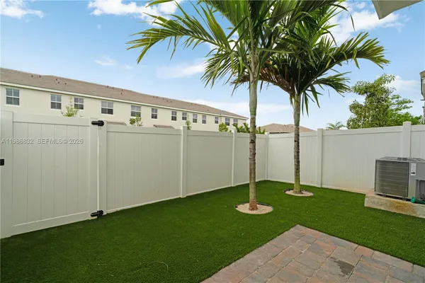 $4,440 | 230 Southwest 170th Avenue, Pembroke Pines, FL 33027