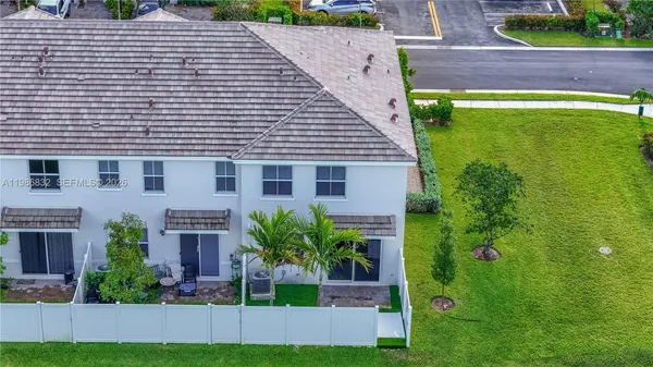 $4,440 | 230 Southwest 170th Avenue, Pembroke Pines, FL 33027