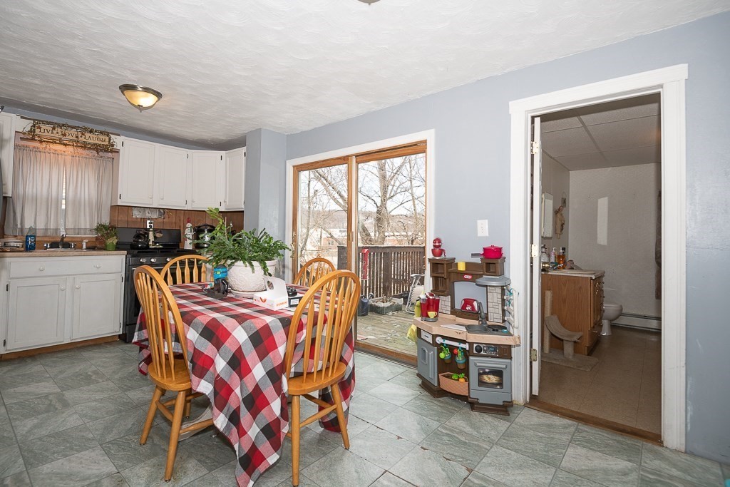 39 Greenwood Street Worcester, MA 01607 - Photo 5 of 15 Gallery Image 5