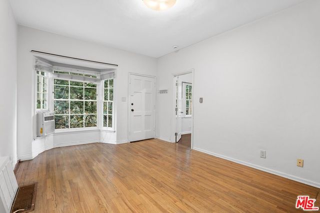 $2,195 | 965 North Doheny Drive, West Hollywood, CA 90069