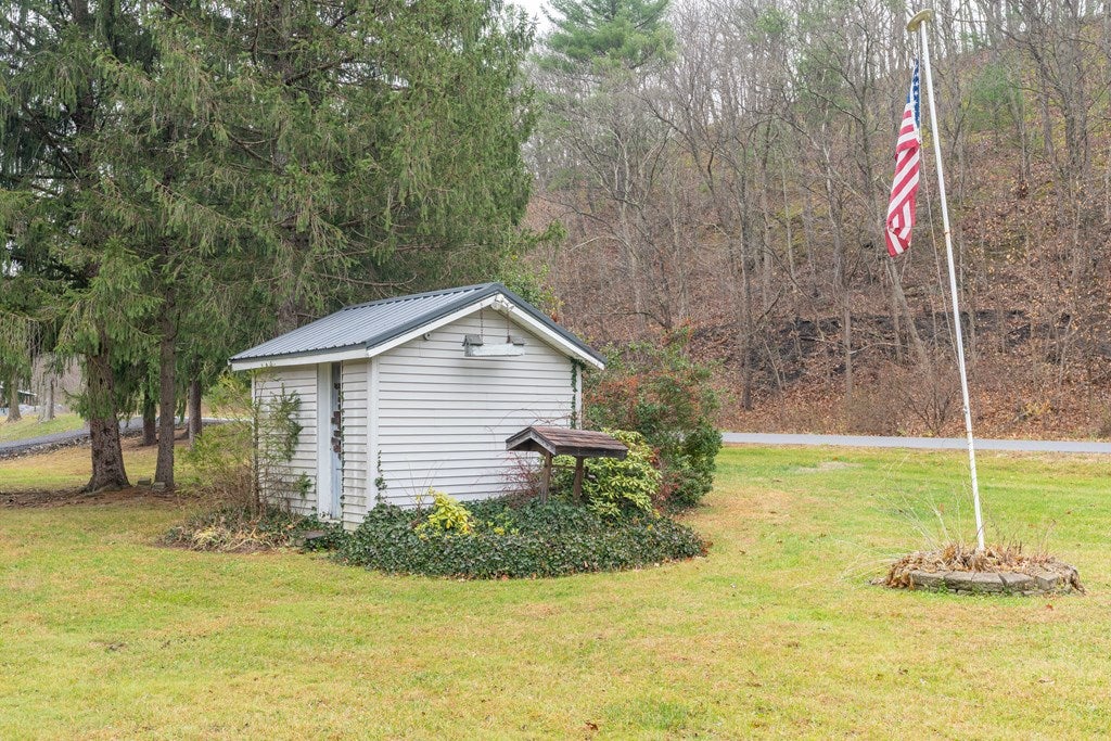 2245 Entriken Cemetery Road Entriken, PA 16638 - Photo 12 of 74 Gallery Image 12