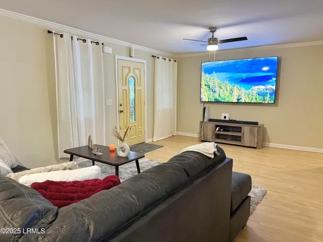 $215,000 | 801 Elm Street East, Hampton, SC 29924