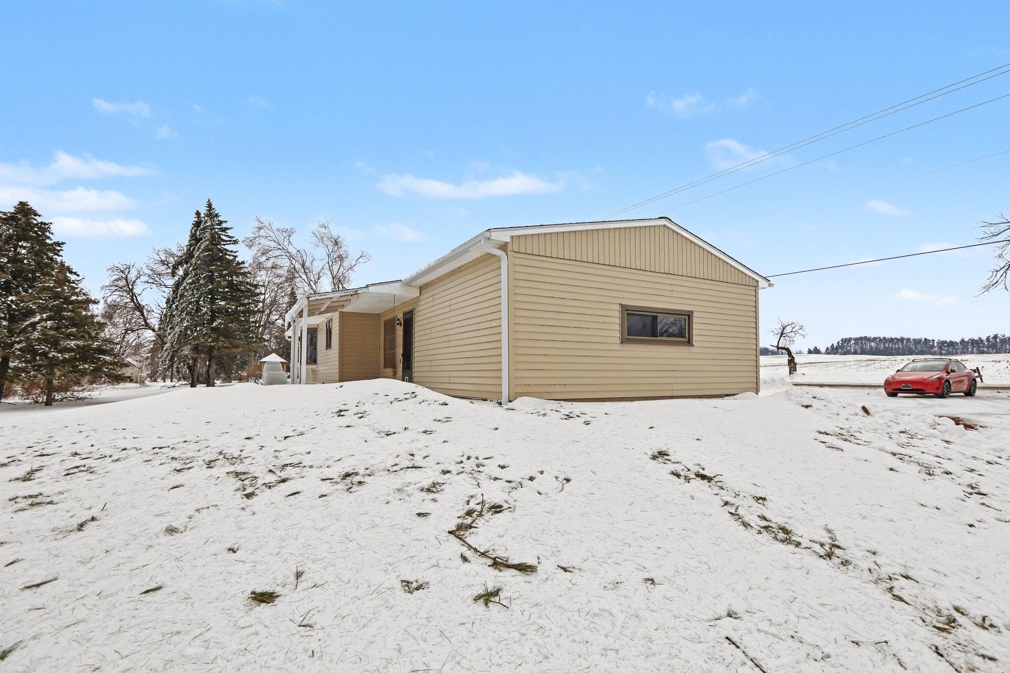 10555 East 48 Road Cadillac, MI 49601 - Photo 24 of 28 1943099-27ac824a-73f6-4e86-85e3-7b80a246cd15.JPG