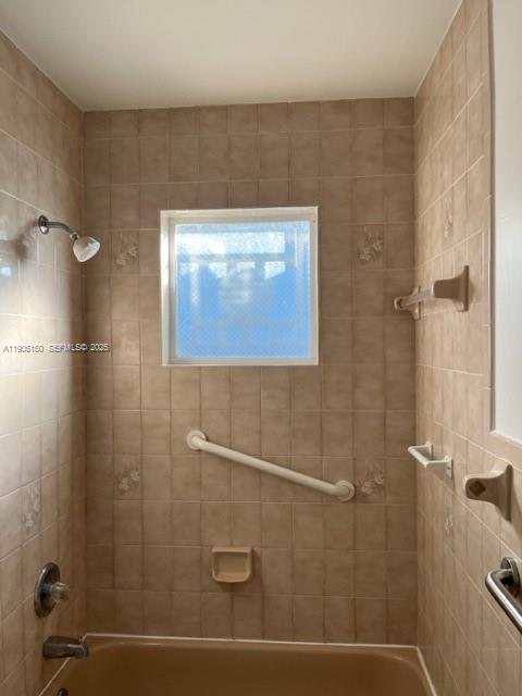 961 West 44th Street Hialeah, FL 33012 - Photo 13 of 35 a bathroom with a shower