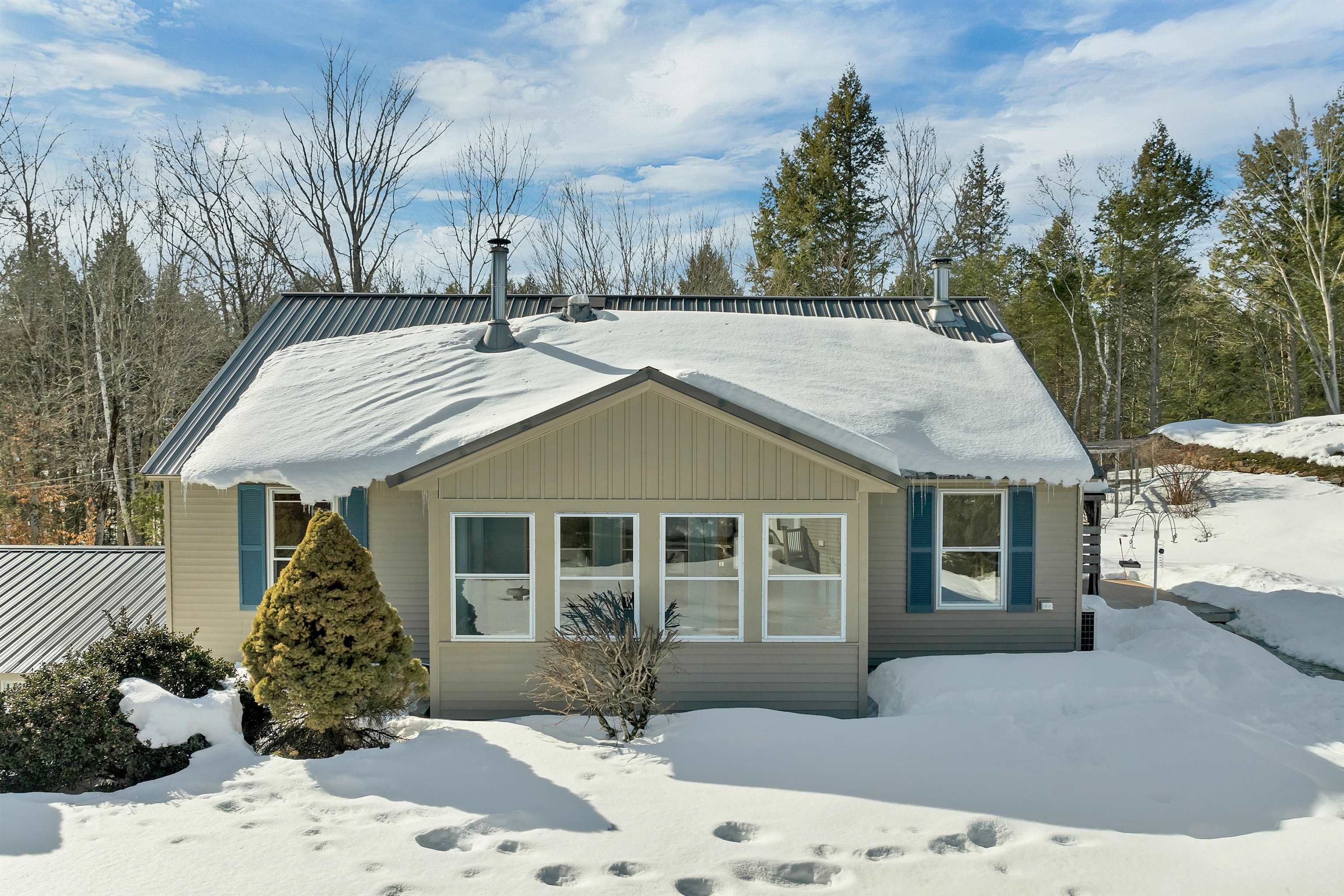 179 New Road Salisbury, NH 03235 - Photo 2 of 60