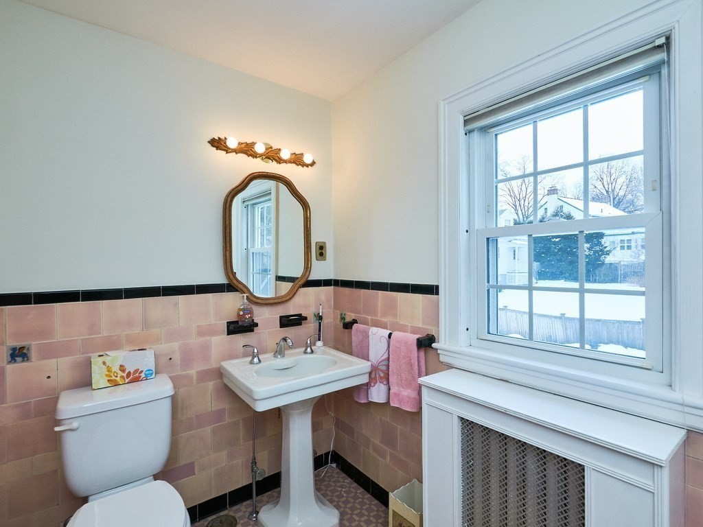42 Elizabeth Road Belmont, MA 02478 - Photo 24 of 35 Gallery Image 24