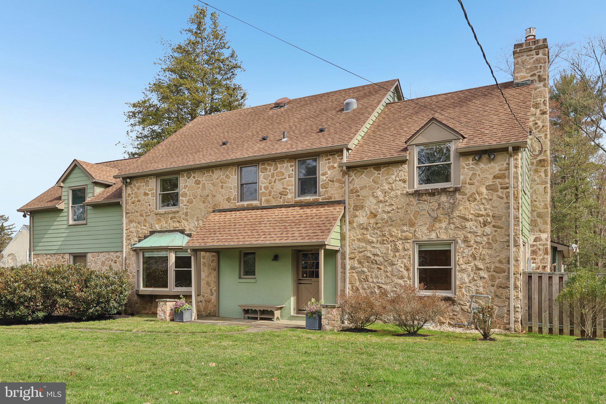 260 Mathers Road Ambler, PA 19002 - Photo 7 of 89 Front entrance