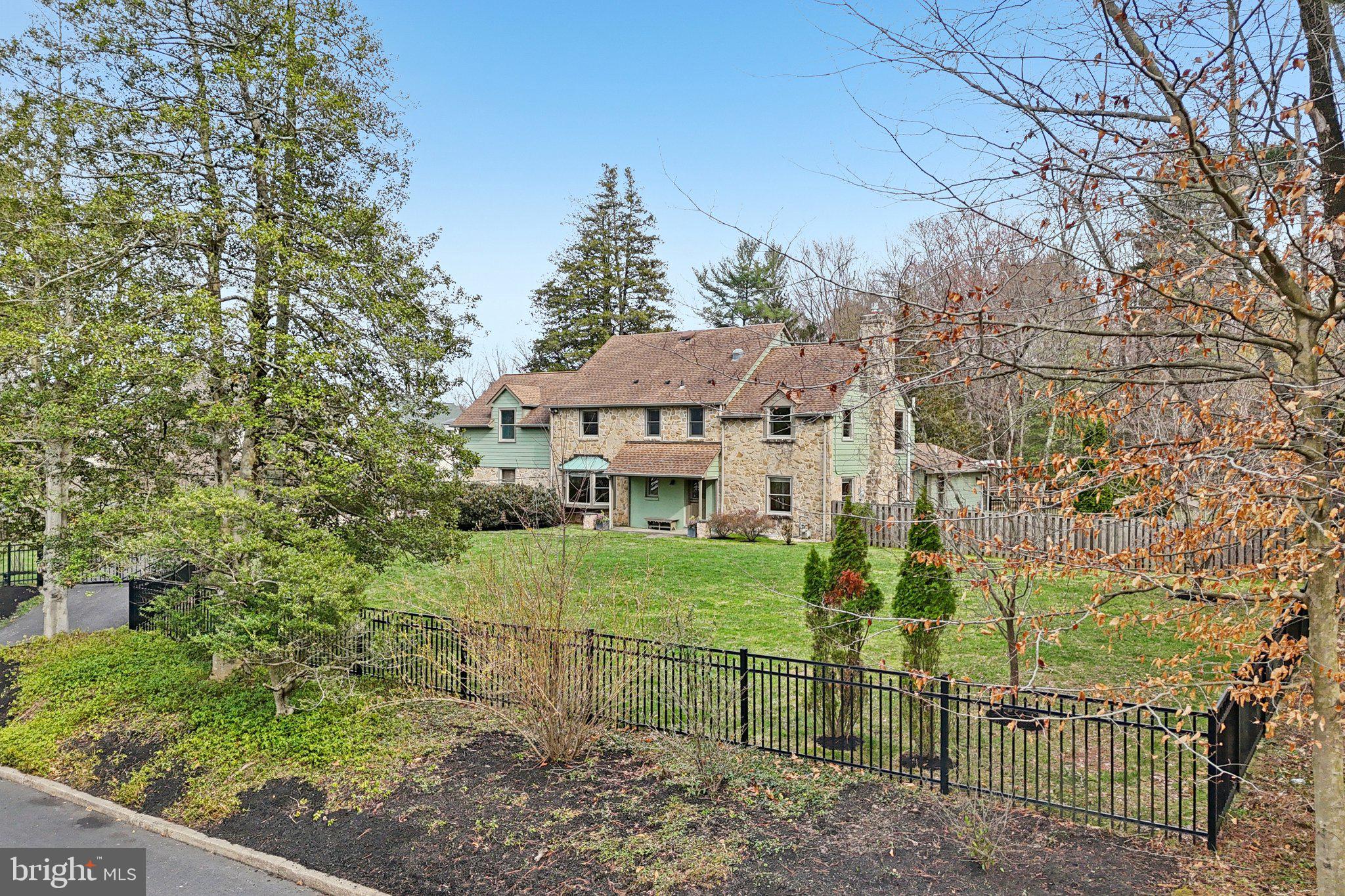260 Mathers Road Ambler, PA 19002 - Photo 73 of 89 Front of house