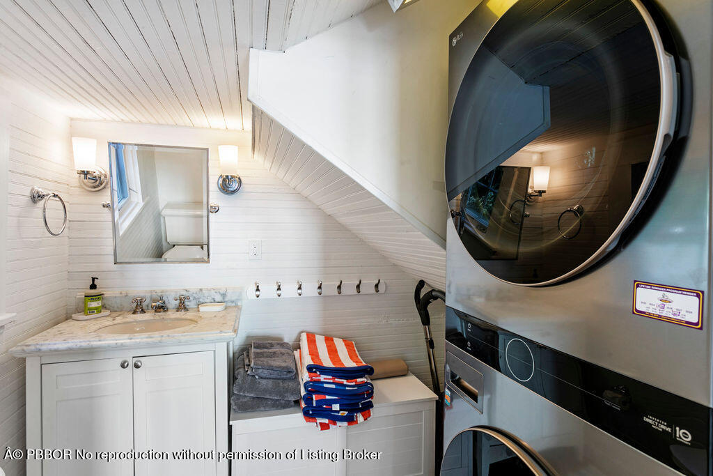 141 Australian Avenue Palm Beach, FL 33480 - Photo 13 of 20 141_Aust_18_MLS