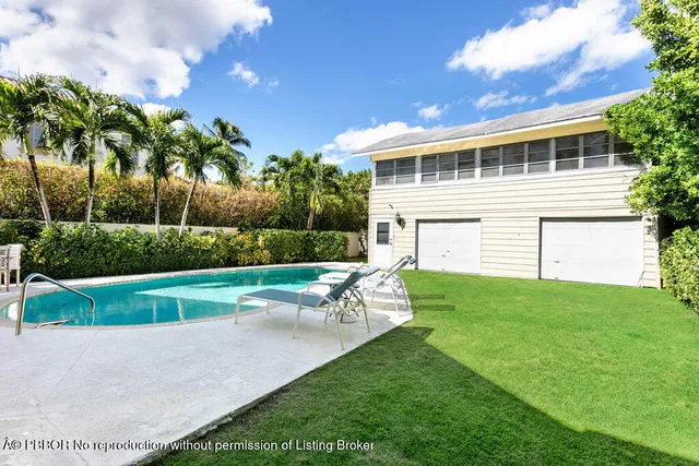 $30,000 | 141 Australian Avenue, Palm Beach, FL 33480