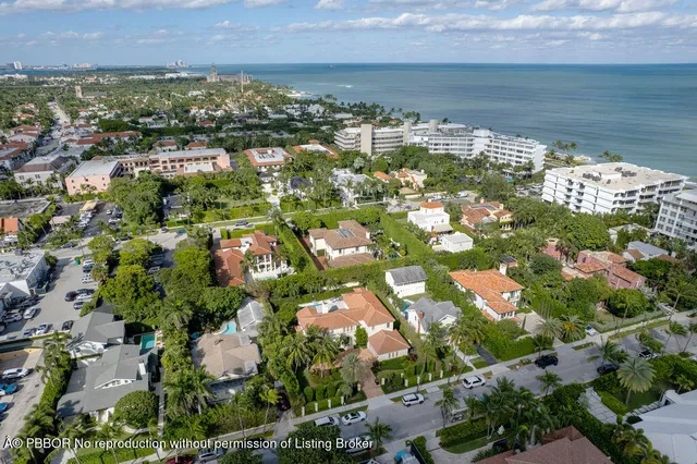 $30,000 | 141 Australian Avenue, Palm Beach, FL 33480