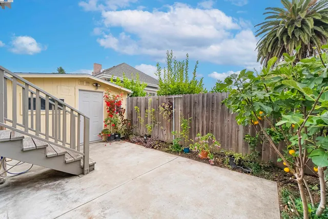 a view of a garden with staircase