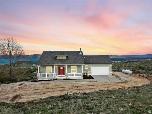 $679,900 | 2072 Sweetwater Parkway, Garden City, UT 84028