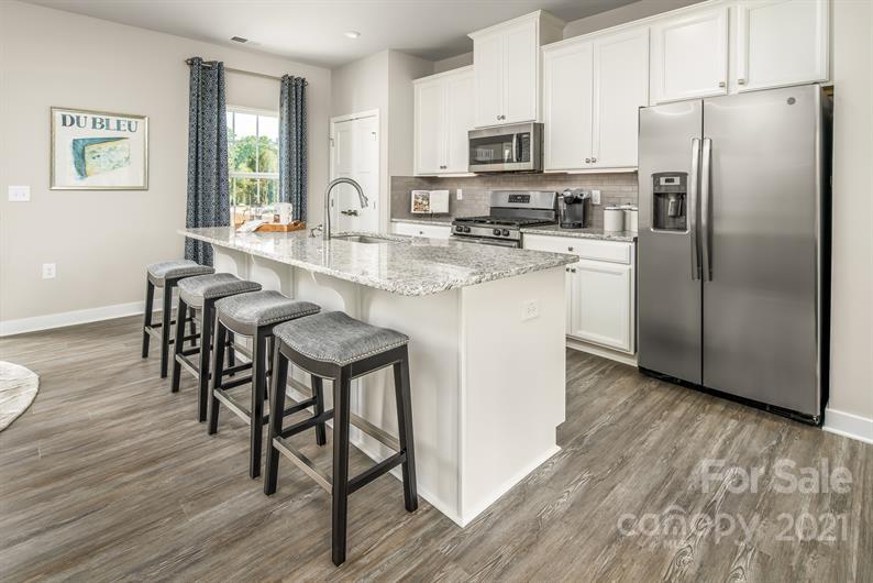 919 Portrush Lane, Unit 1034B Tega Cay, SC 29708 - Photo 6 of 10 Gallery Image 6
