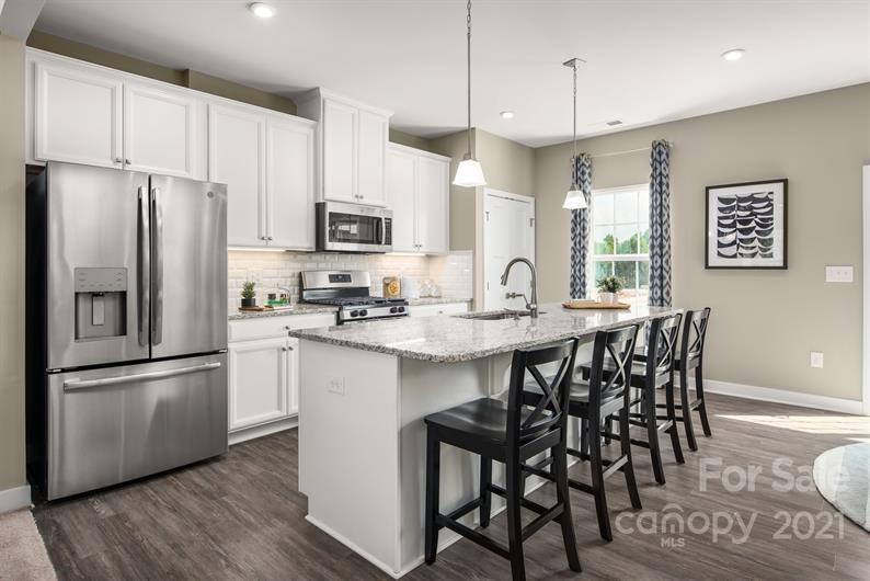919 Portrush Lane, Unit 1034B Tega Cay, SC 29708 - Photo 7 of 10 Gallery Image 7