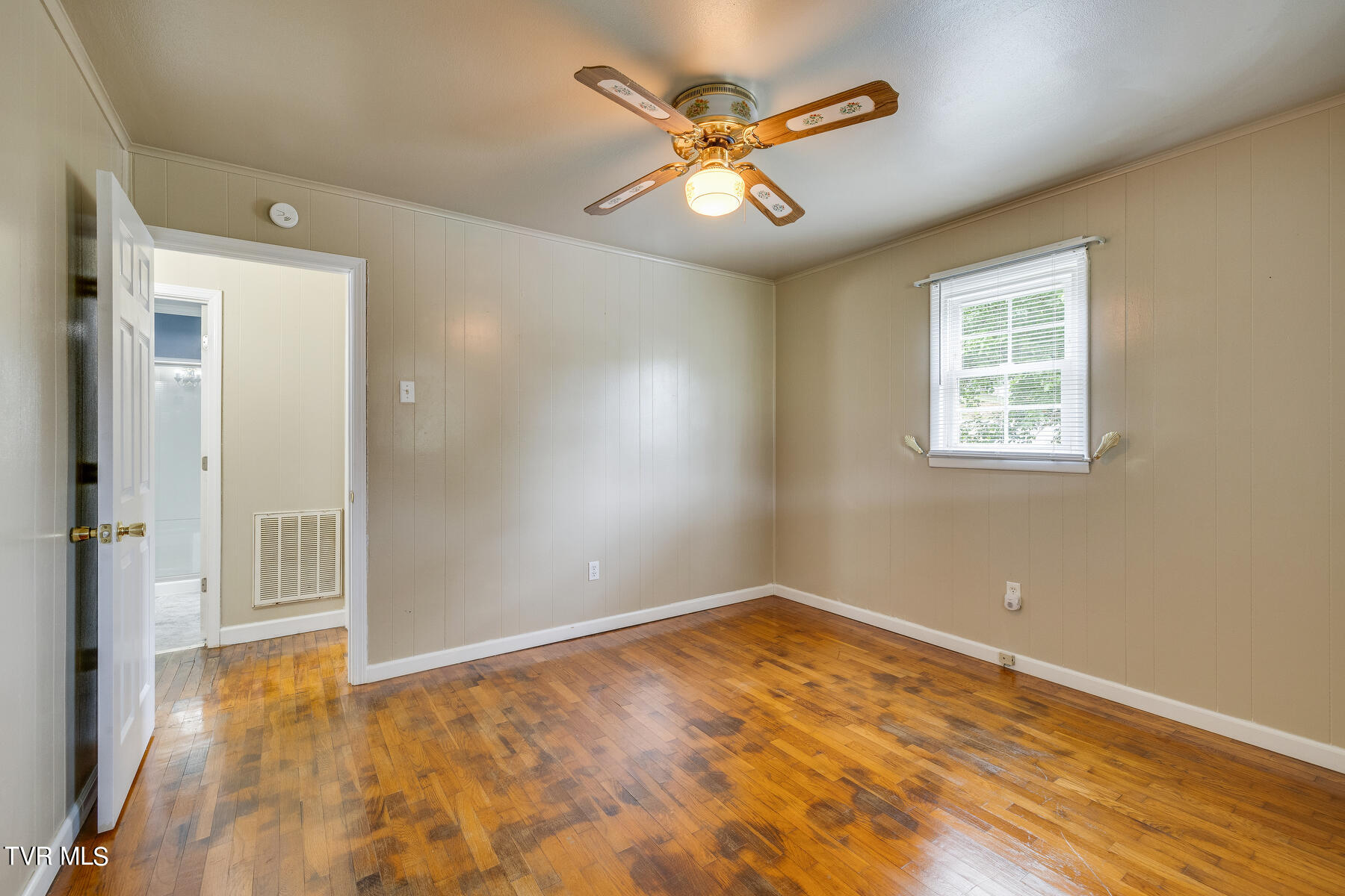 705 New Beason Well Road Kingsport, TN 37660 - Photo 23 of 35 023