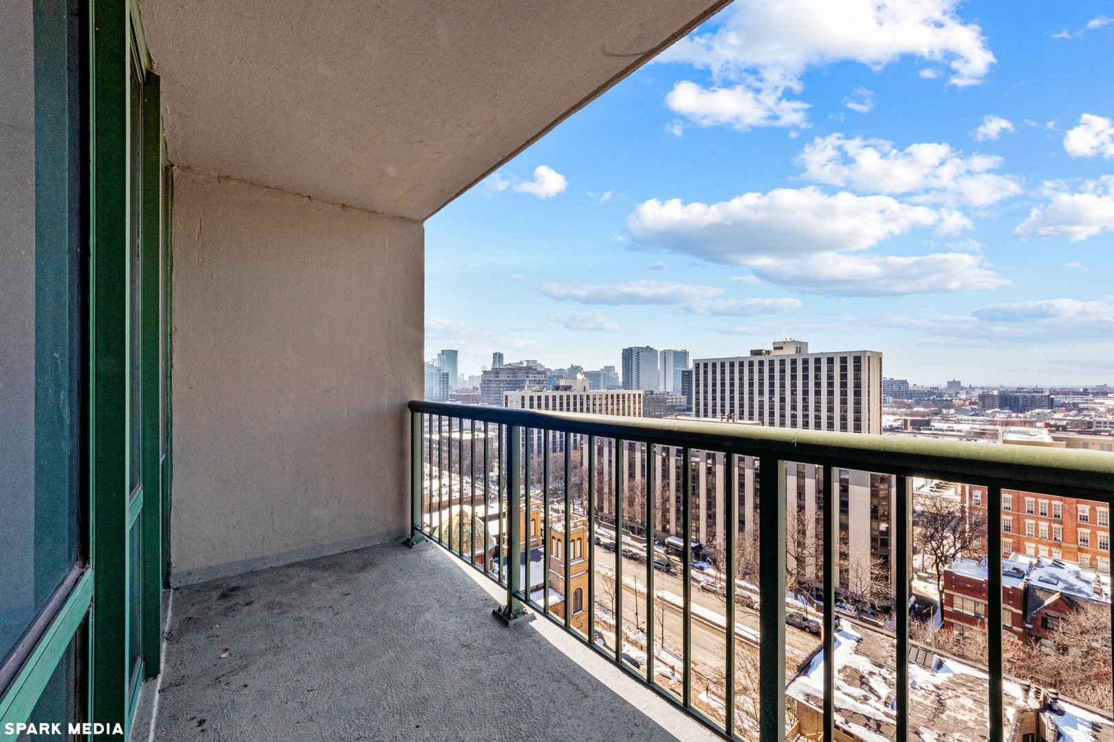 111 West Maple Street, Unit 1009 Chicago, IL 60610 - Photo 11 of 18 a view of a balcony with city view